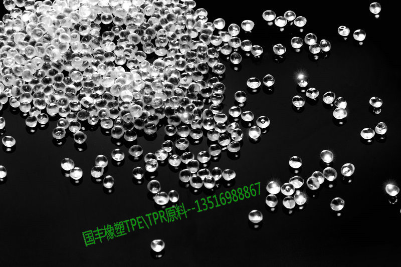 生產(chǎn)軟膠玩具采用TPR材料讓您出口無憂。